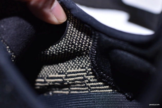 BY9611 Black Adidas V2 Yeezy Core 350 Green Boost 0725